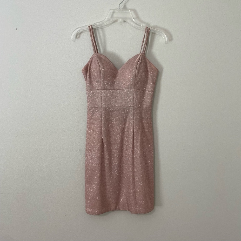 The Dancing Queen‎ Blush Pink Cocktail Dress Sequin Homecoming Formal Size Small